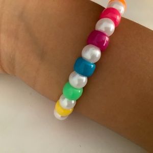 Rainbow bracelet with pearl beads